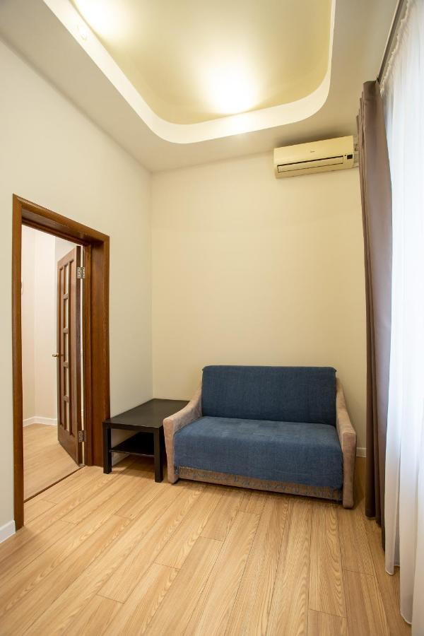 Двух Комнатная Квартира В Центре Mykolaïv Extérieur photo