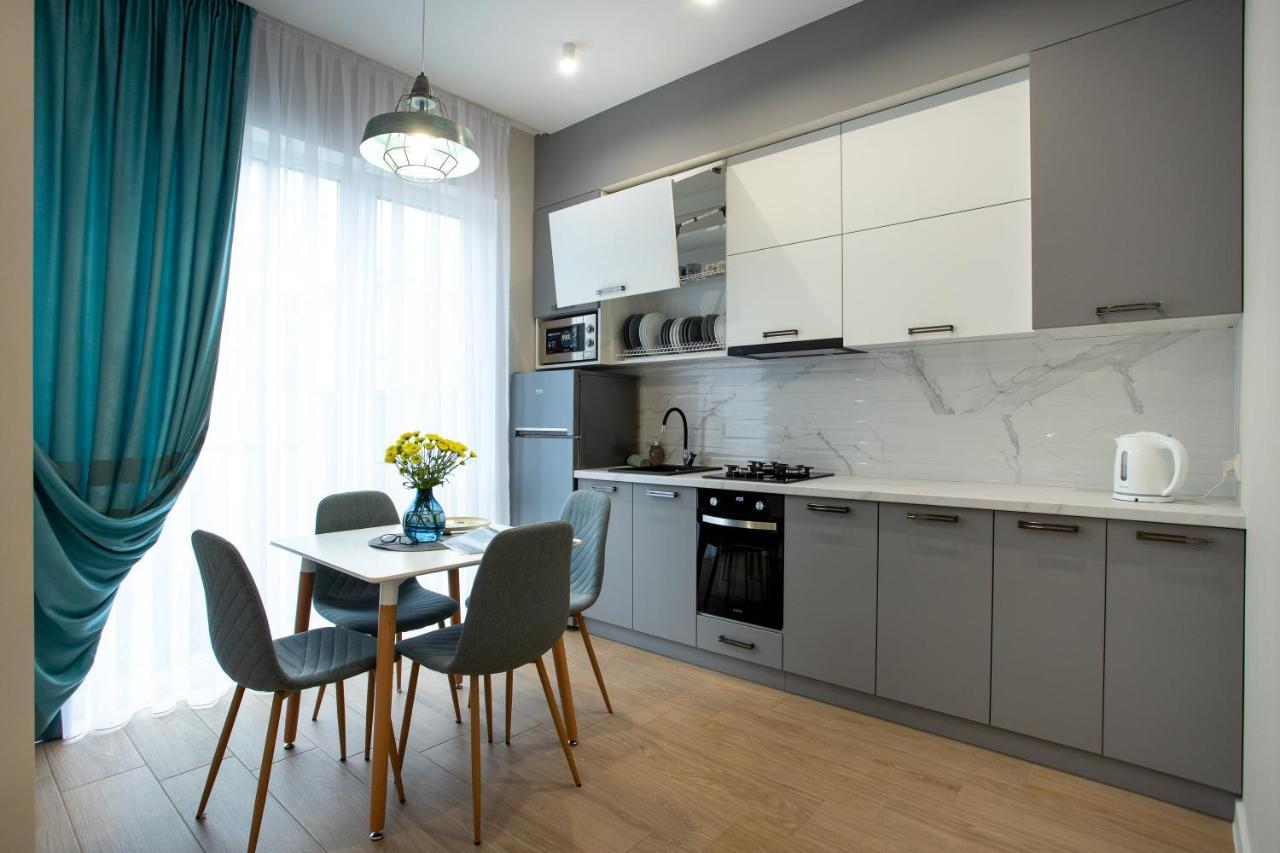 Двух Комнатная Квартира В Центре Mykolaïv Extérieur photo